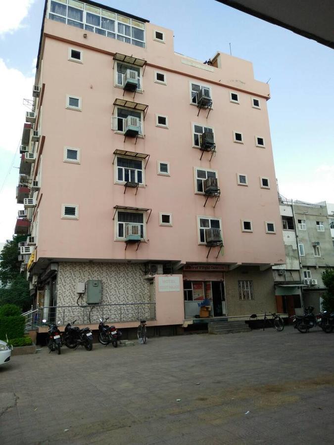 Hotel Mohit Palace Dzsaipur Kültér fotó